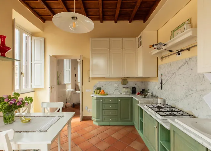 Iflat Trevi Charm, Elegant & Comfy Escape Roma