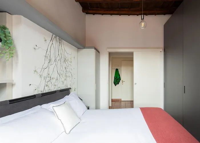 Iflat Trevi Charm, Elegant & Comfy Escape *